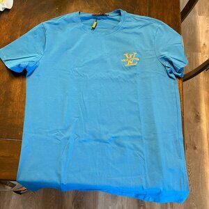 NWT - Mens Louis Vuitton Tee Shirt Casual Size L